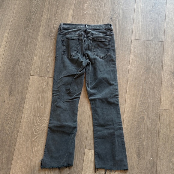 MOTHER The Insider Crop Step Fray Chalk Faded Black Size 25 - Picture 2 of 11